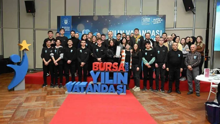 Bursa'da yılın vatandaşı öğretmenler oldu