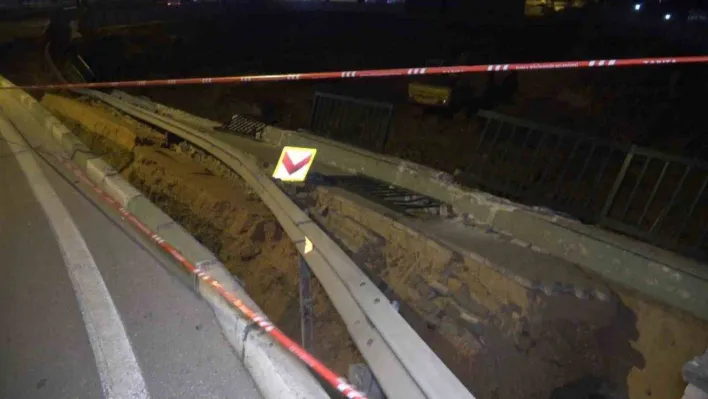Bursa'da yol çöktü, ulaşım bir süreliğine trafiğe kapatıldı