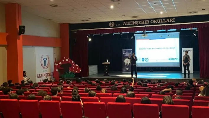 Bursa emniyetinden öğrencilere 'Siber Güvenlik' eğitimi