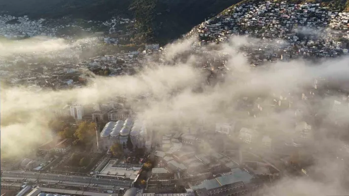 Bursa güne sisle uyandı