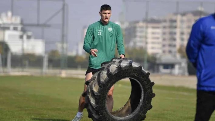 Bursaspor'a Hasan Ayaroğlu ve Ertuğrul Kurtuluş'tan sevindirici haber