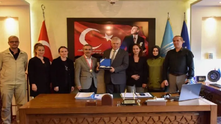 BUSKİ hem sahada hem masada iddialı