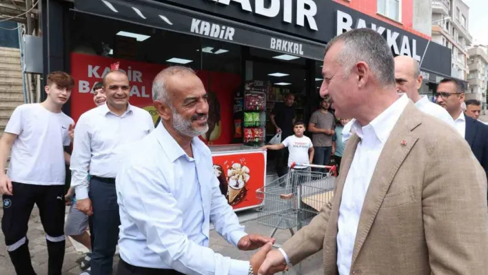 Büyükakın,Gebze'de esnaf ve vatandaşla buluştu