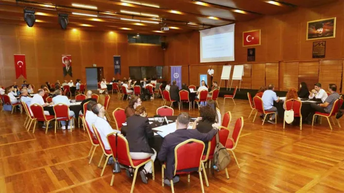 Büyükşehir'den 'Bursa Kent Mobilyaları Tasarım Çalıştayı'
