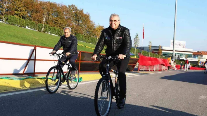 Büyükşehir her yerde bisikleti anlatıyor: Pedal çevir mutlu ol