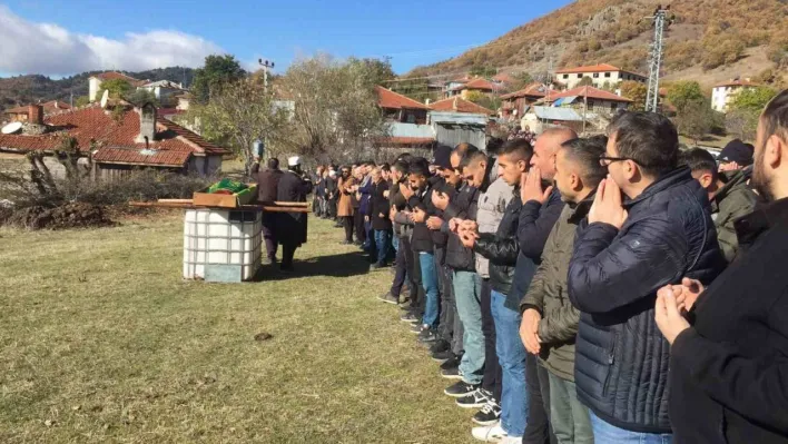 Çamlıdere'de yangında hayatını kaybeden 2 genç toprağa verildi