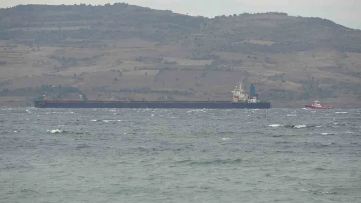 Çanakkale Boğazı'nda kuru yük gemisi arıza yaptı, boğaz çift yönlü trafiğe kapatıldı