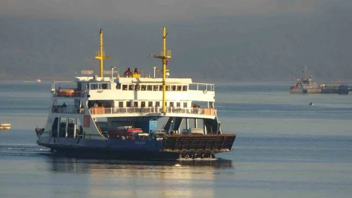 Çanakkale Boğazı sis nedeniyle transit gemi geçişlerine kapatıldı