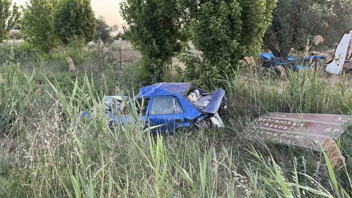 Çanakkale'de 3 araçlı zincirleme kaza: 1'i ağır 5 yaralı