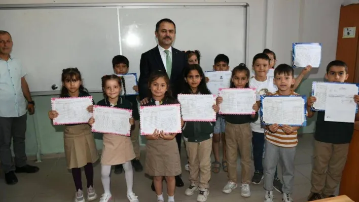Çanakkale'de 85 bin 58 öğrenci karne aldı