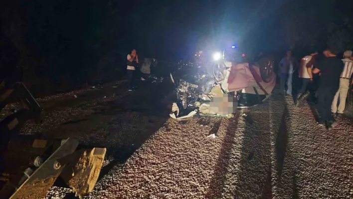 Çanakkale'de feci kaza: 6 ölü