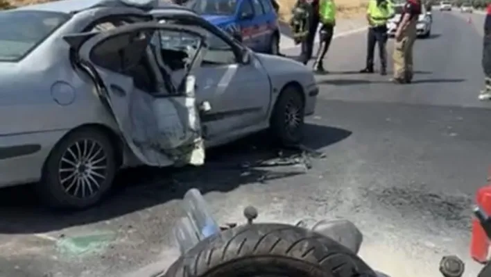 Çanakkale'de otomobil ile motosiklet çarpıştı: 6 yaralı