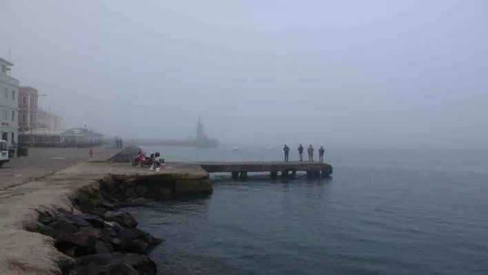Çanakkale'de sis etkili olmaya devam ediyor