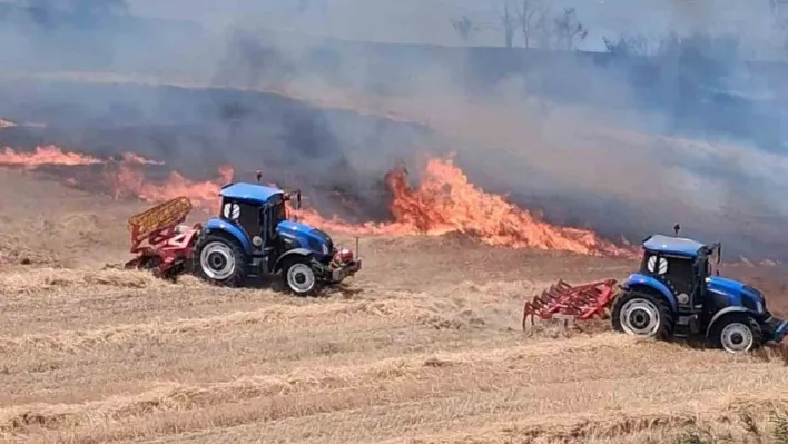 Çanakkale'de tarım arazisinde yangın