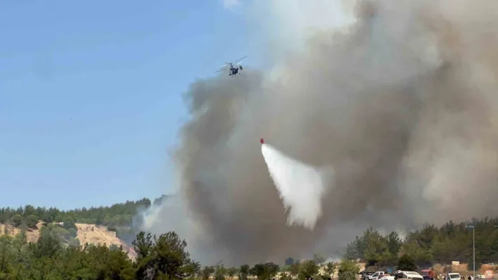 Çanakkale'de yangın sebebiyle boğaz trafiğe kapatıldı