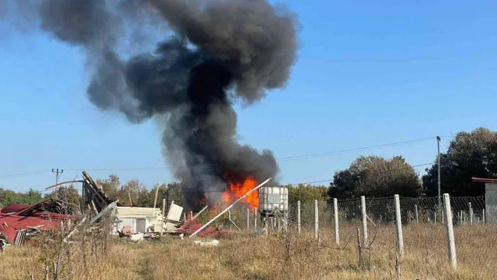 Çatalca'da yıkım çalışmaları devam ediyor