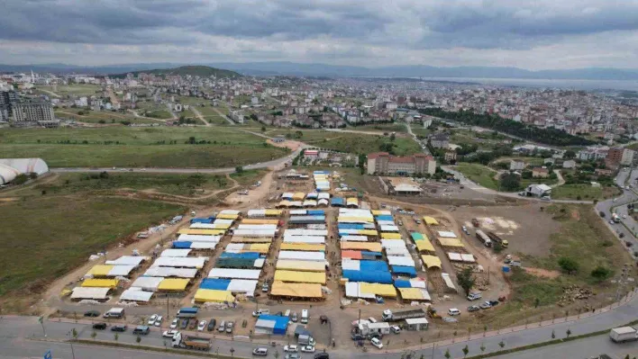 Çayırova Kurban Pazarına hayvanlar gelmeye başladı