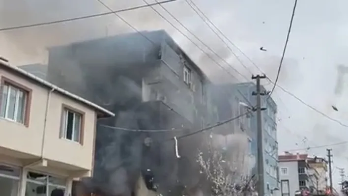 Çerkezköy'deki doğal gaz patlamasının ilk anları böyle görüntülendi: Ortalık savaş alanına döndü