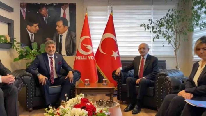 CHP Genel Başkanı Kılıçdaroğlu, Milli Yol Partisi Başkanı Çayır'ı ziyaret etti