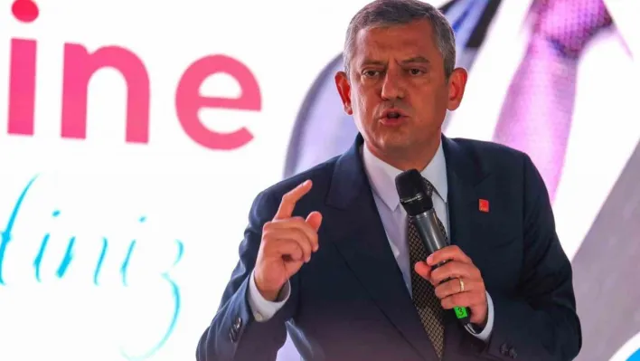 CHP Genel Başkanı Özel: 'Merkezi hükümetle yerel yönetim birbirinin düşmanı değildir'