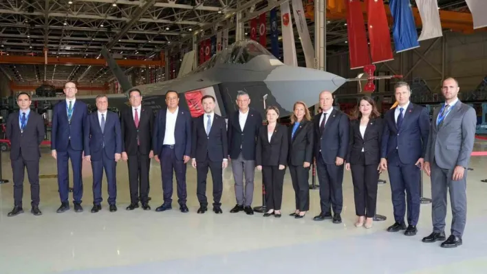 CHP lideri Özel'den KAAN paylaşımı: 'KAAN'ımız gücünü dışarıdan değil, milletimizden almaktadır'