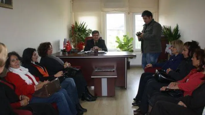 CHP İl Kadın Kolları Başkanından İlçe Örgütüne Ziyaret
