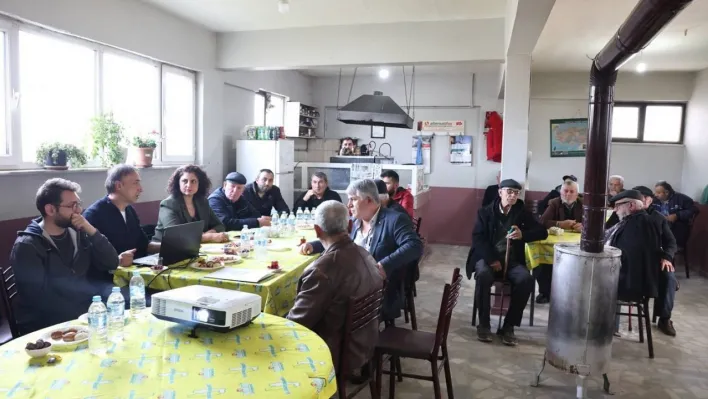 Çiftçilere toprak, bitki ve su analizleri anlatıldı