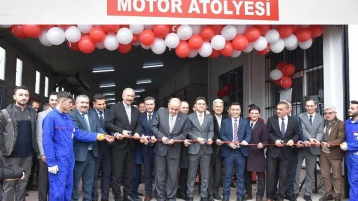 Çiftlikköy'de Motorlu Araçlar Teknolojisi Atölyesi açıldı