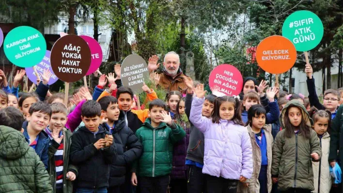 Çiftlikköy'de Sıfır Atık Günü fidanlar dikilerek kutlandı