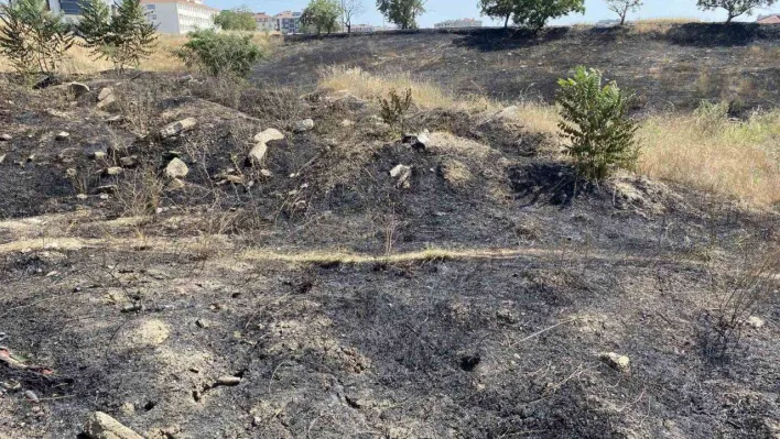 Çorlu'daki korkutan yangın havadan görüntülendi