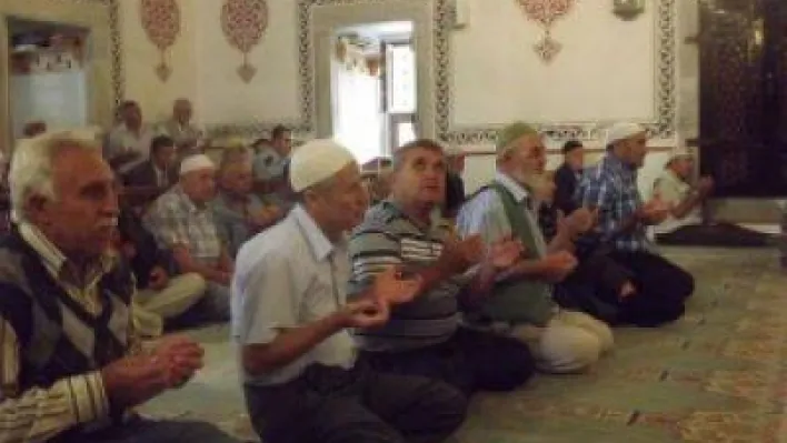 Çorlu'da şehitler için mevlit okutuldu