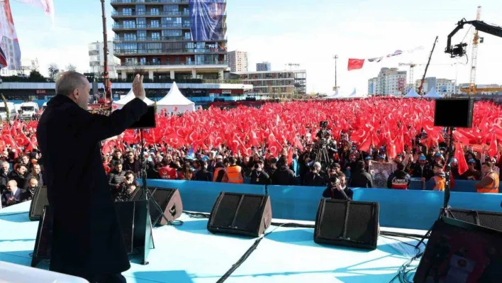 Cumhurbaşkanı Erdoğan: 'Kimileri sadece laf yapar, kimileri de işte böyle iş yapar, hizmet yapar'