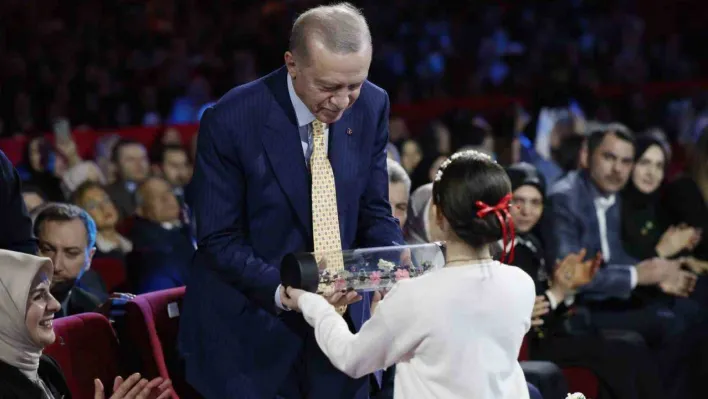 Cumhurbaşkanı Erdoğan: 'Siyasi hayatımızın hiçbir safhasında kimsenin hayat tarzına karışmadık'