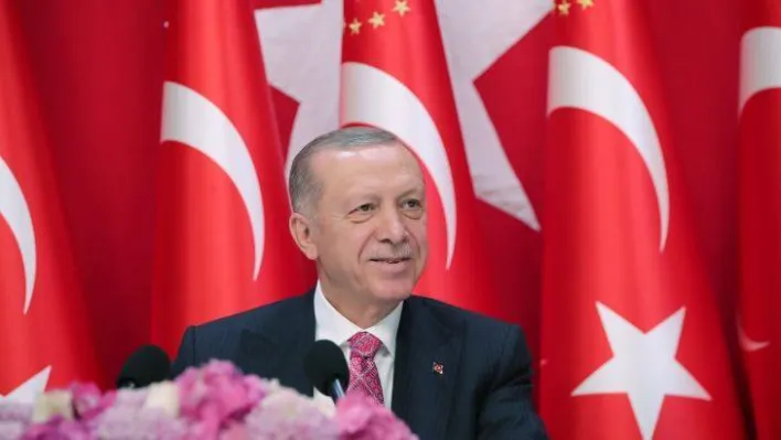 Cumhurbaşkanı Erdoğan: 'Yeni asgari ücrete yüzde 30 zam yaparak 5 bin 500 lira olarak belirledik'