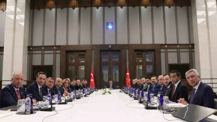 Cumhurbaşkanı Yardımcısı Yılmaz başkanlığındaki YOİKK toplantısı başladı