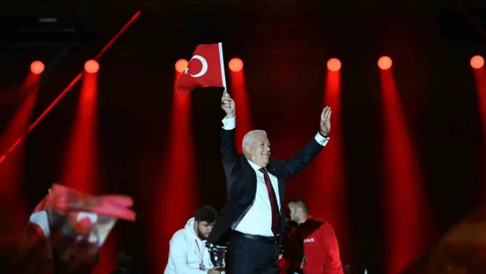 Cumhuriyet coşkusu Bursa'yı sarıyor