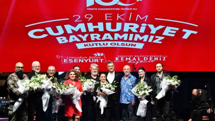 Cumhuriyet Dönemi'nde yetişen büyük halk ozanları için anma etkinliği düzenledi