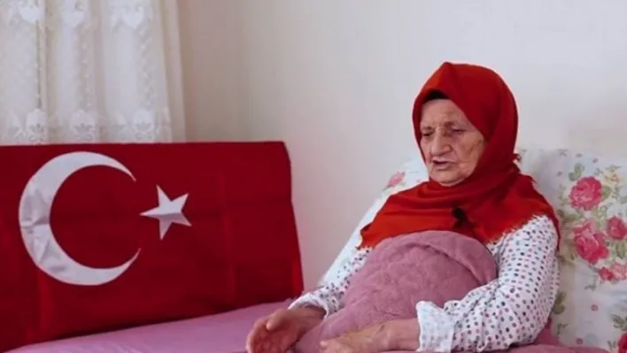 Cumhuriyet'le yaşıt Fatma teyze doğum gününde unutulmadı