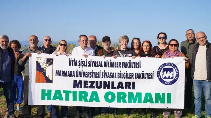 Daha yeşil bir Ayvalık için fidanlar toprakla buluştu