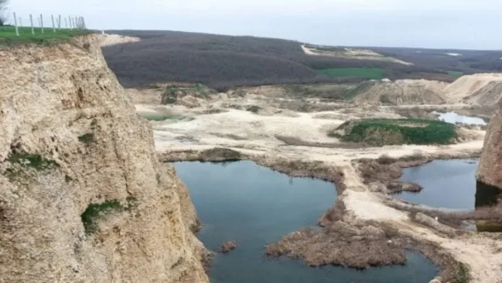 Danamandıra'da 1600 Yıllık Roma Su Yolları Taş Ocağı Tehdidi Altında!