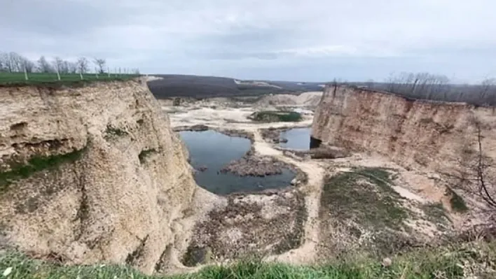 Danamandıra'daki Taş Ocaklarına Karşı Hukuki Süreç Başlatıldı