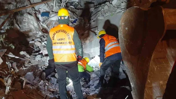 Deprem bölgesine giden Gedizli ekipler çalışmalara başladı