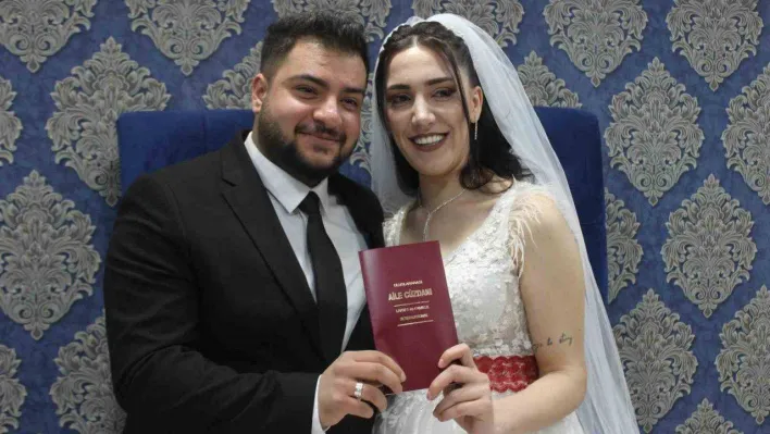 Deprem öncesi nikah tarihi alan çiftin nikahı geldikleri Kırklareli'de kıyıldı