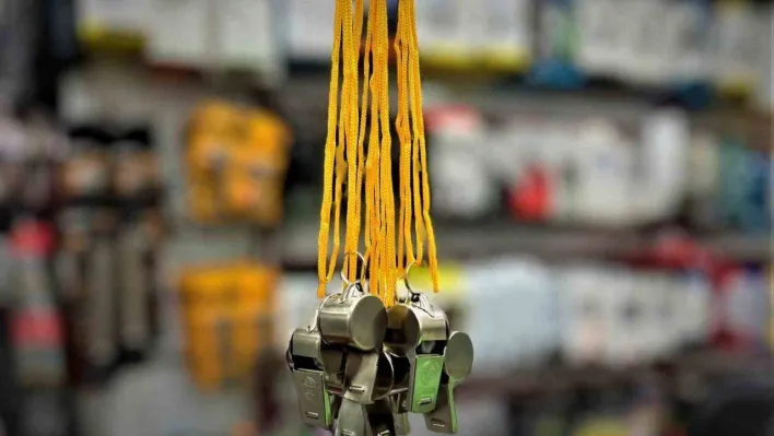 Deprem sonrası düdük satışlarında artış