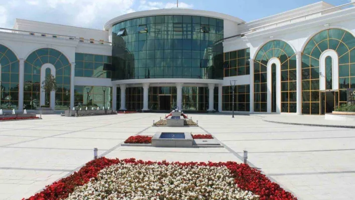 Depremzedeler için AFAD'a 471 bin lira bağışladılar