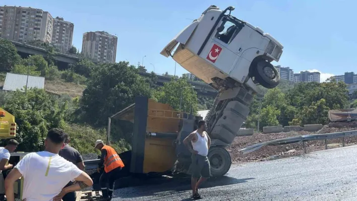 Devrilen tırın kupası şaha kalktı