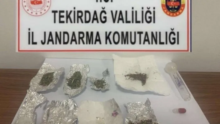 Devriye gerçekleştiren jandarma uyuşturucu ele geçirdi