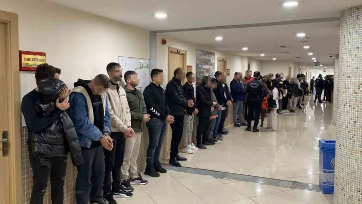 Dini duyguları istismar ederek dolandırıcılık yapan 55 şüpheli tutuklama talebiyle sevk edildi