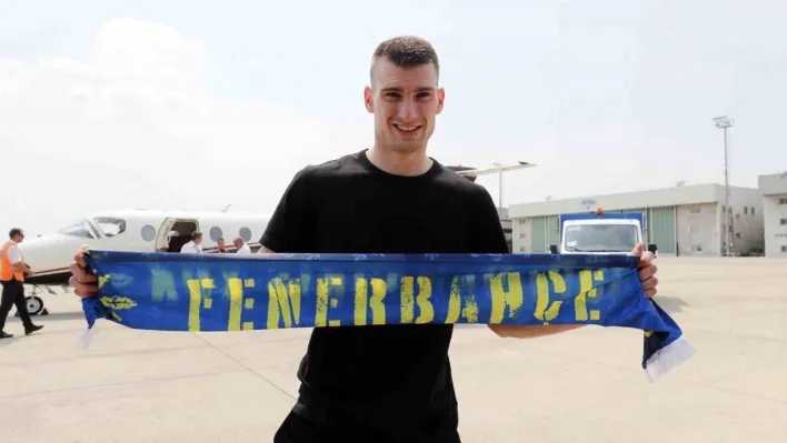 Dominik Livakovic, Fenerbahçe için İstanbul'da
