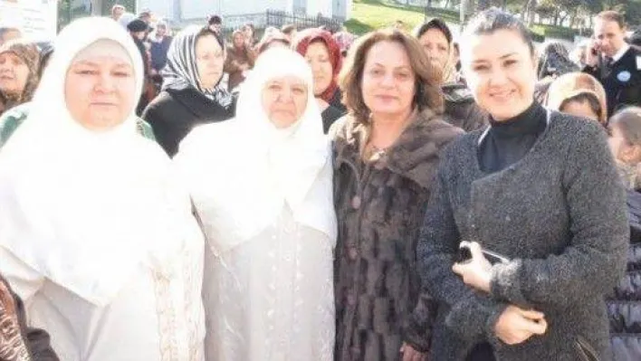 Dualarla uğurlandılar